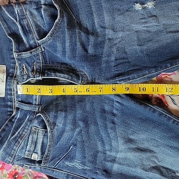 KanCan Jeans - Picture 4 of 5